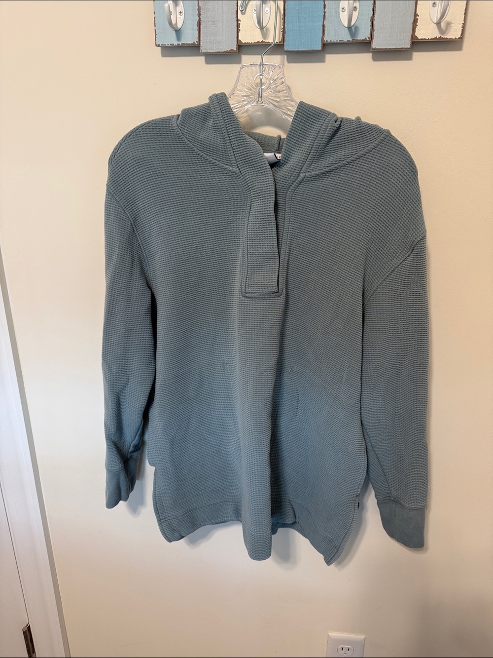 Athleta Women’s Coaster Luxe Waffle-Knit Hoodie / Seafoam Green / Size M